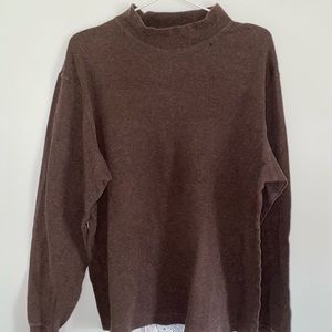 Roundtree & York Brown Mock Turtleneck Sweater